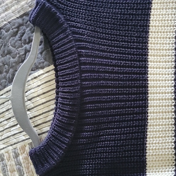 Oversized sweater - Picture 2 of 4